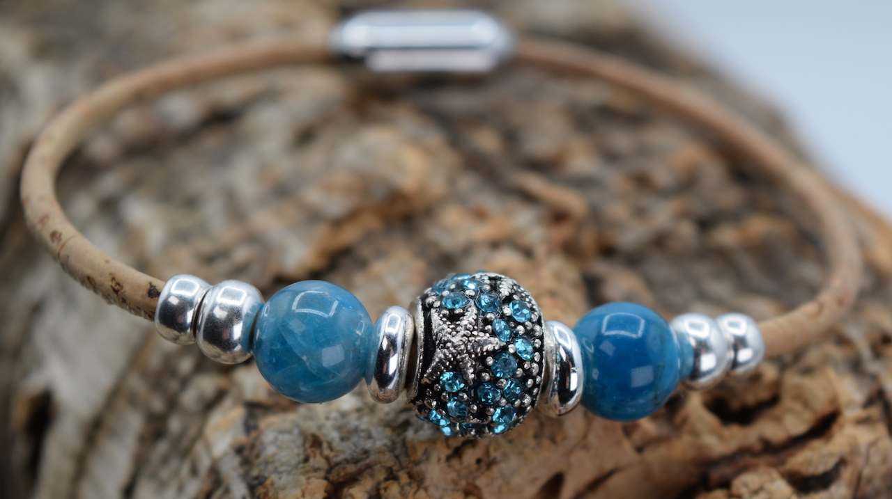 Blue-Green Rhinestone Starfish Bracelet - Image 6